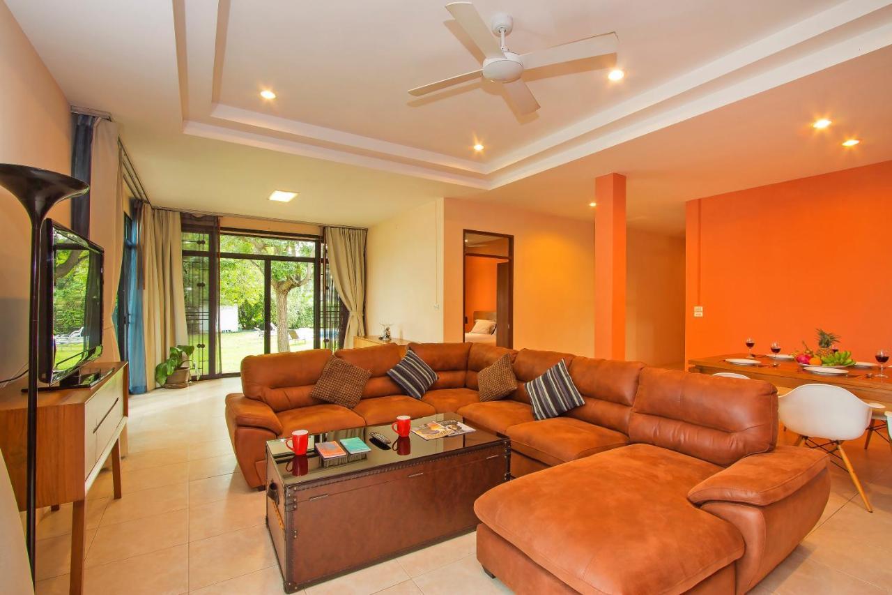 Villa Miracle Rawai Exterior foto